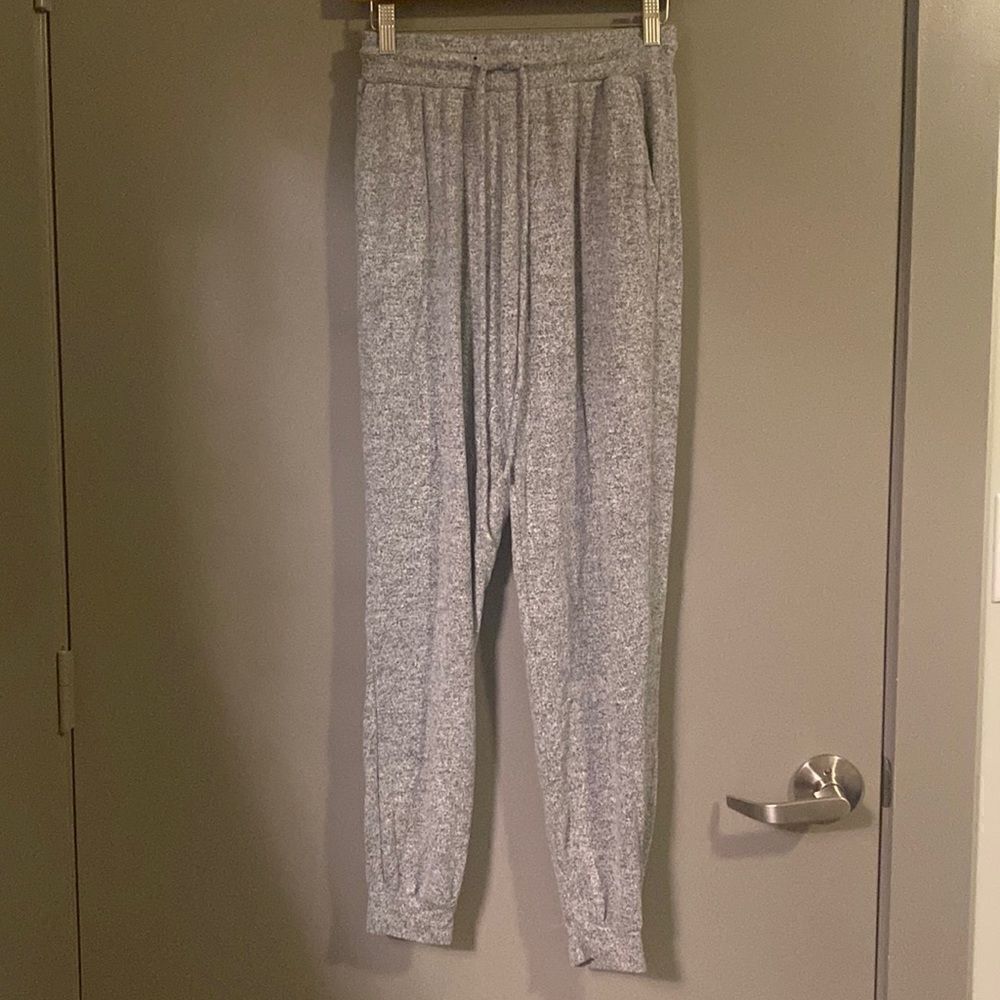 Heart & Hips Womens Gray Sweatpants Lounge Pants Size Small NWOT